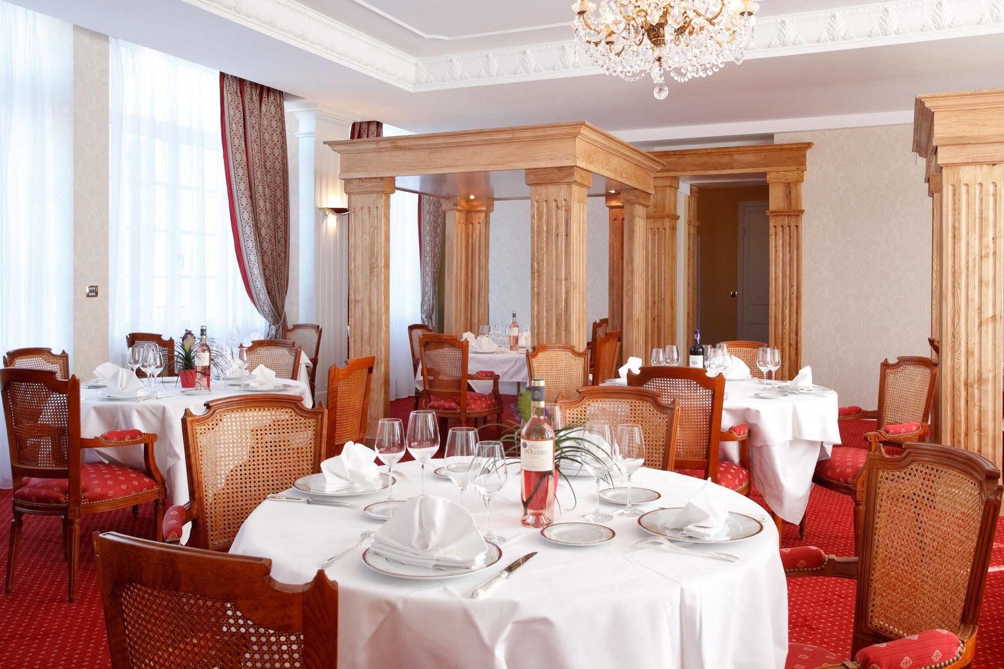 Villa Medicis 欧坦 外观 照片